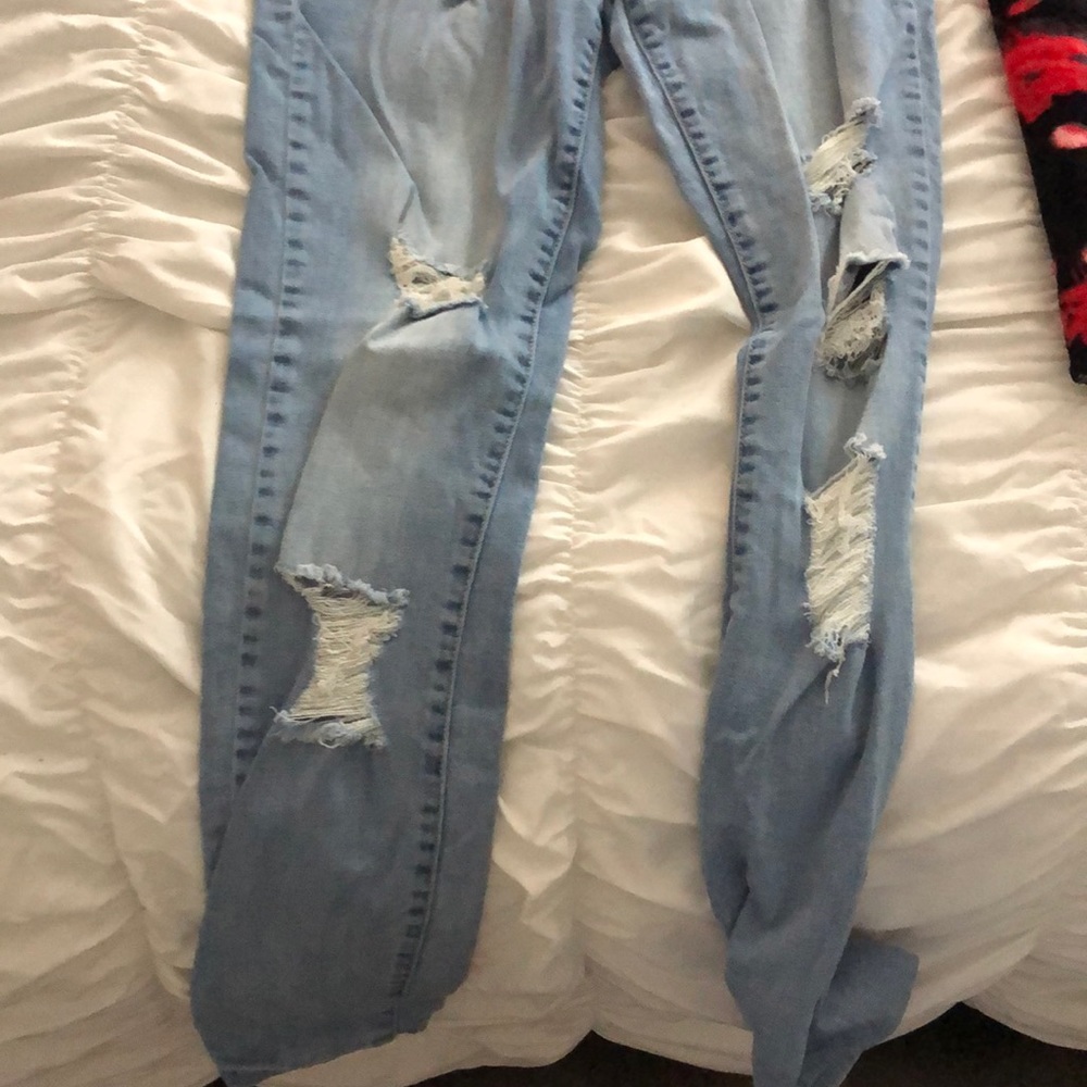 Jeans - Picture 2 of 4